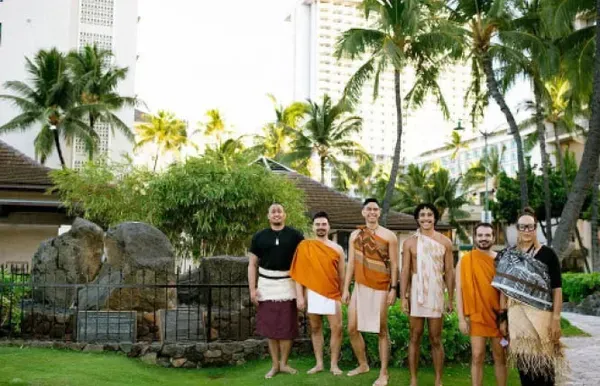 Trans-Pacific Māhū Ancestors: Reclaiming Hawaiian Trans Identities/Spirits