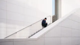 Social Media Addiction's Surprising Challenger? Anti-Doomscrolling Influencers